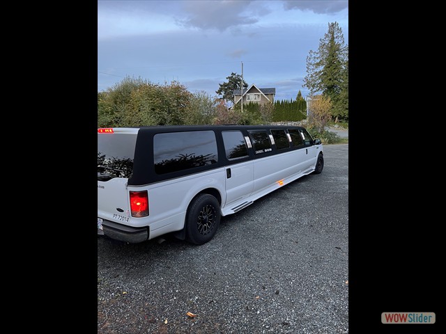 A stretch limo to get to Camas restaurant