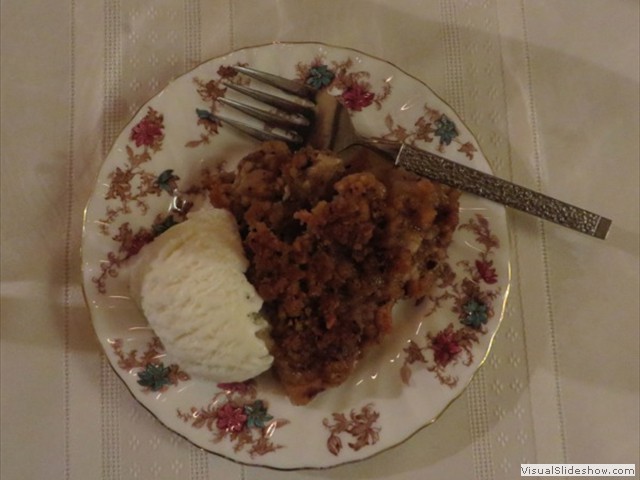 Apple Crisp with Ice Cream