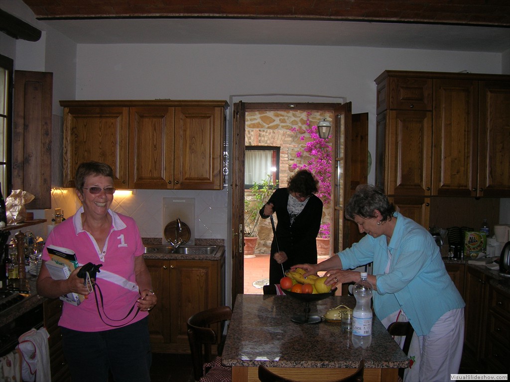 Ladies at work at Valle Ambra