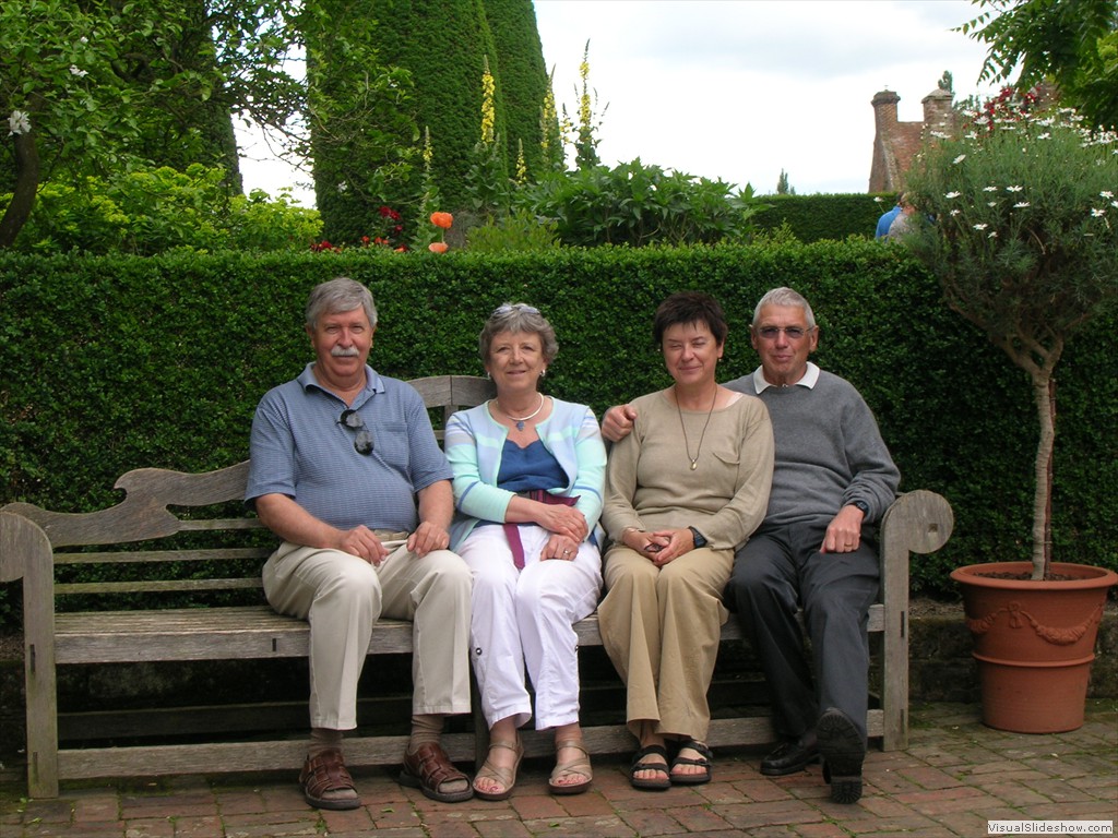 Smiths, Ron, Natalie at Sissinghurst Castle