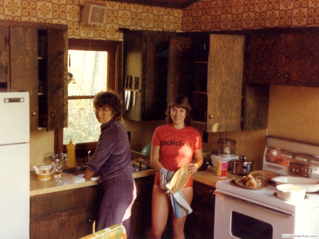 Kitchen slaves