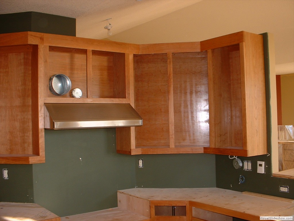 Cherry kitchen cabinets